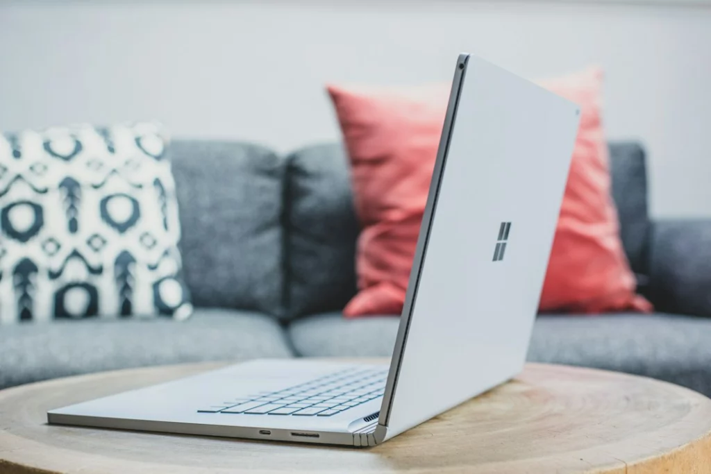 Microsoft, Android’i Patent İhlaliyle Suçladı: Mobil Savaşlar Kızışıyor
